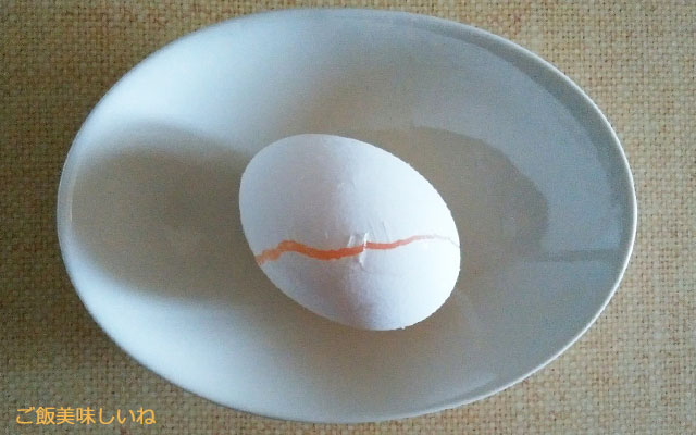 ひび割れした冷凍卵